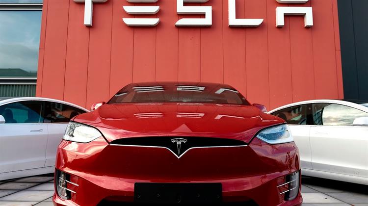 Με άνοδο 19,9%, η Μετοχή της Tesla Σημείωσε τα Μεγαλύτερα Κέρδη από το 2013